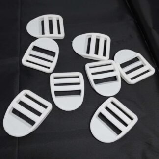 ESCALERA PLASTICO BLANCO